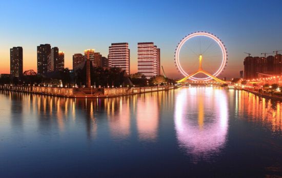 天津智能生活新纪元，津彩前沿科技引领未来